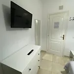 Privatunterkunft Deluxe In Shared In Cristianos Playa Habitacionstanza Air-conditioned *