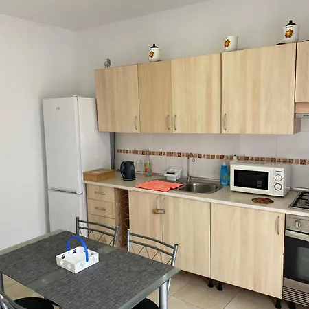 Homestay Deluxe In Shared In Cristianos Playa Habitacionstanza Air-conditioned *